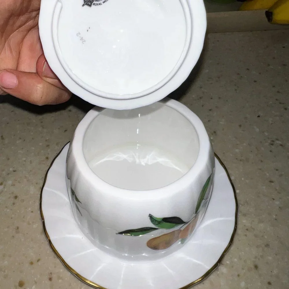 Royal Worcester Arden Fine Bone China Honey Pot - Picture 2 of 4